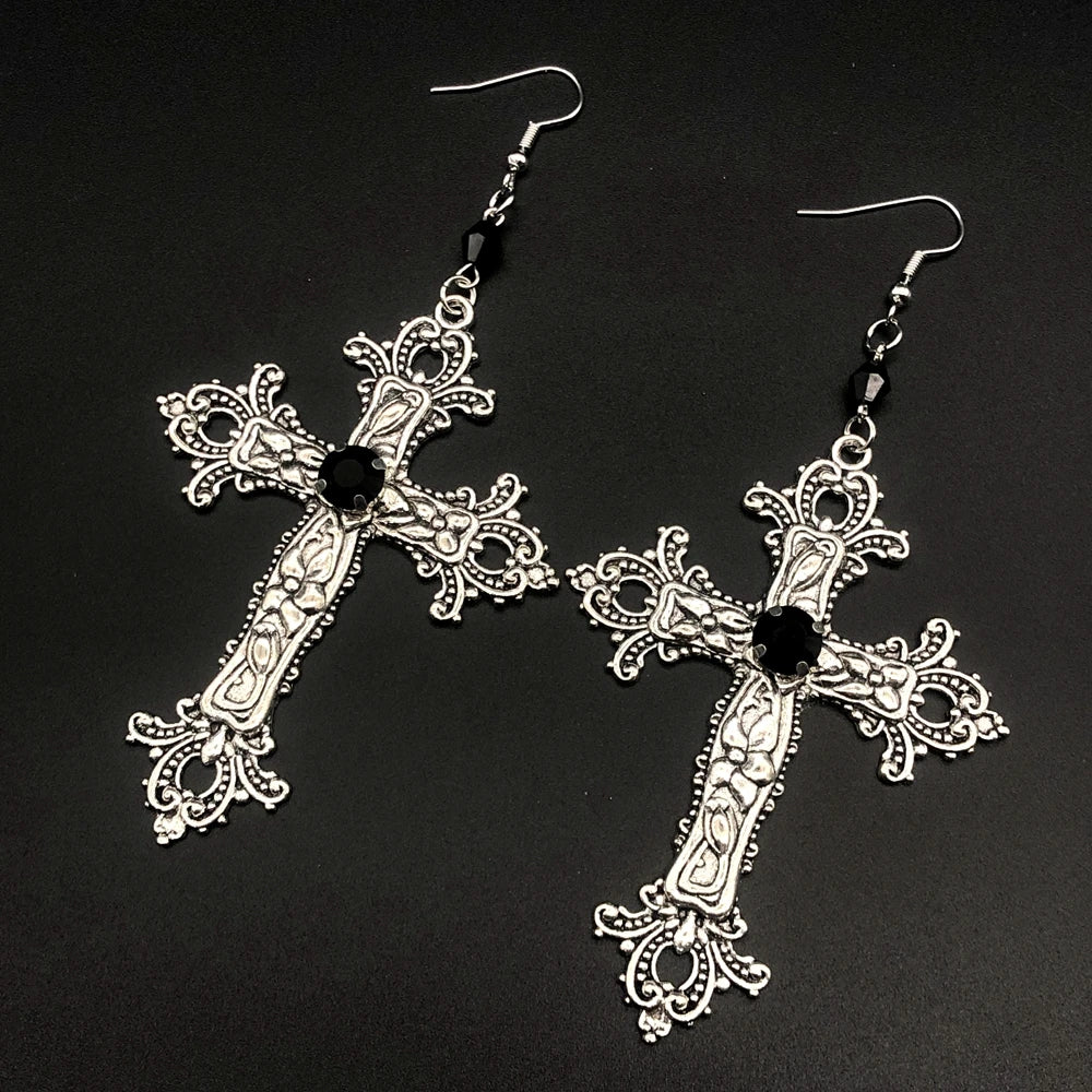 Große, detaillierte Kreuz-Bohranhänger-Halskette im silberfarbenen Ton, Gothic-Punk-Schmuck, modisches Statement-Accessoire, Geschenk für Frauen (Rot)