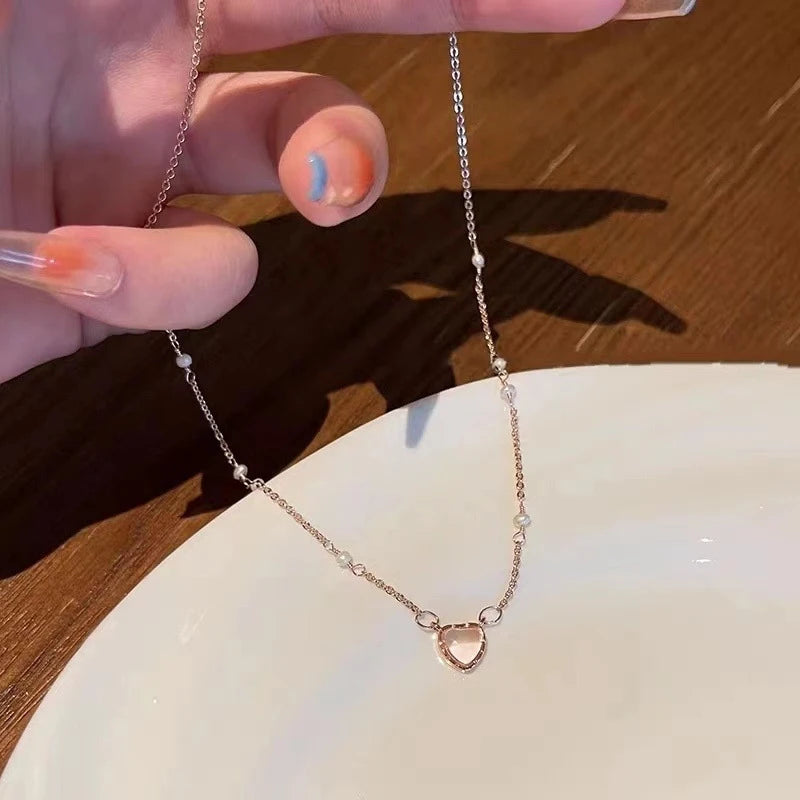 Koreanische Halskette mit rosa Herzform für Damen, modischer glänzender Kristallanhänger, Strasskette, Party-ästhetischer Schmuck, Geschenk