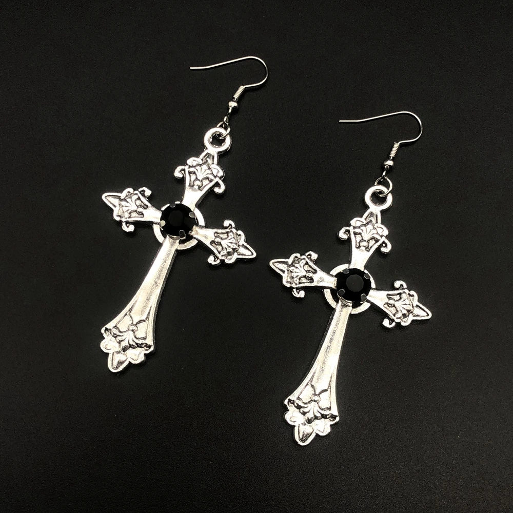 Große, detaillierte Kreuz-Bohranhänger-Halskette im silberfarbenen Ton, Gothic-Punk-Schmuck, modisches Statement-Accessoire, Geschenk für Frauen (Rot)